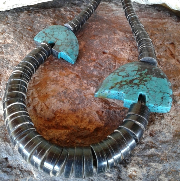 Sterling Silver graduated vintage heishe fetish Bear necklace - Picture 4 of 16